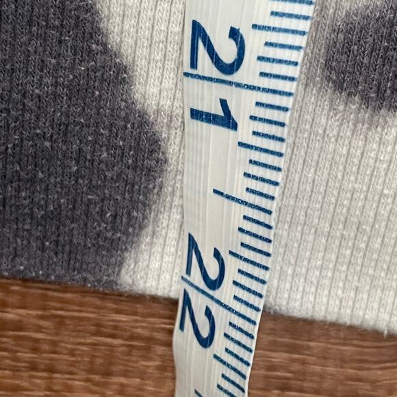 Def Leppard Tie Dye Graphic Crewneck Sweatshirt Size L - Picture 8 of 8